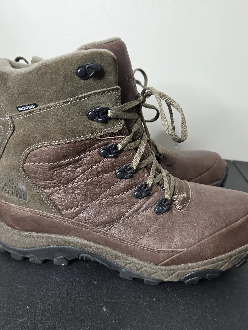 The North Face Men's Brown Chilkat V Lace Up Waterproof Snow Boot